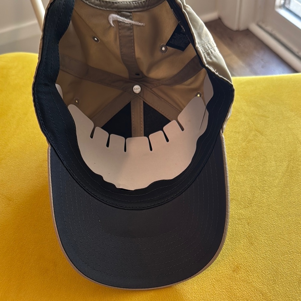 Nike Tan Cap - Picture 2 of 7